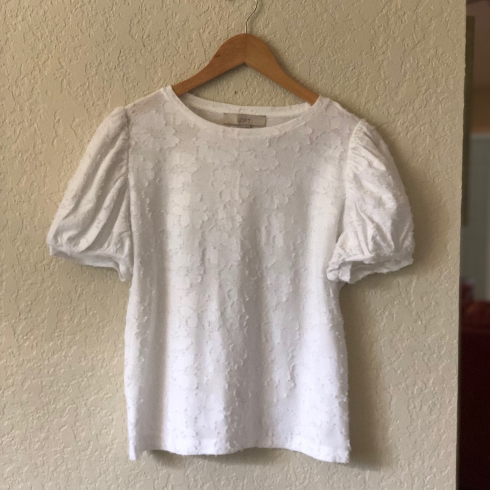 White LOFT puff sleeve top